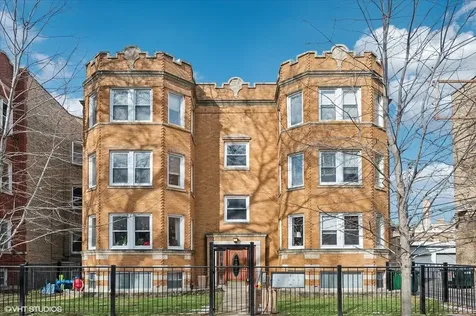 2018 West Farragut Avenue Chicago IL 60625