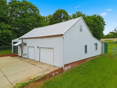 1301 Long Street Dixon IL 61021
