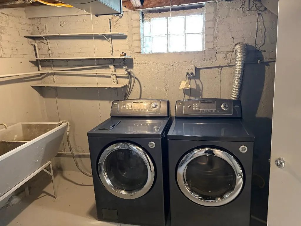 7351 South Whipple Street Chicago IL 60629