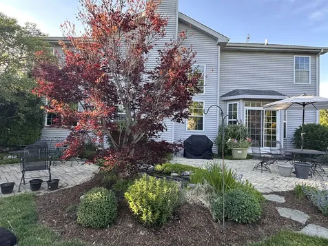470 Prairieview Drive Geneva IL 60134