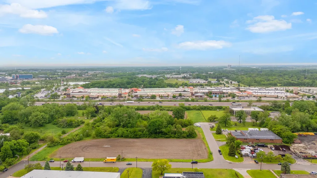1740 Felten Road Aurora IL 60505