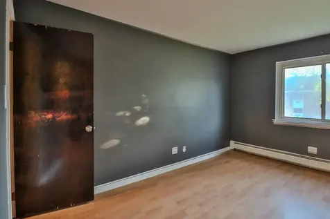 1085 Valley Lane Hoffman Estates IL 60169