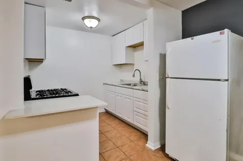 1085 Valley Lane Hoffman Estates IL 60169