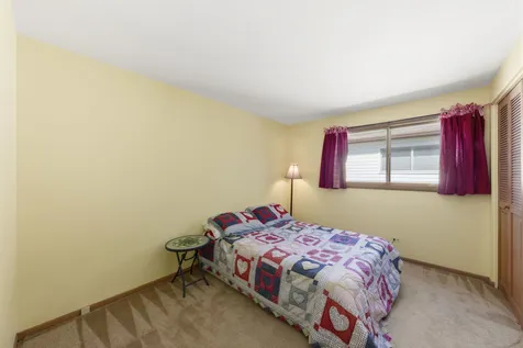 30 West Kathleen Drive Des Plaines IL 60016
