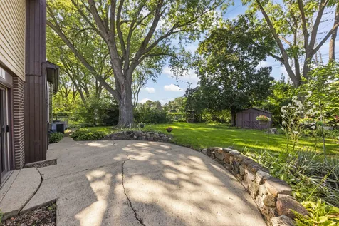 30 West Kathleen Drive Des Plaines IL 60016
