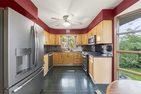 30 West Kathleen Drive Des Plaines IL 60016