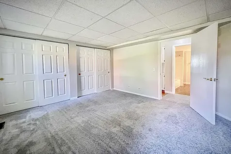 120 Inverness Court Elk Grove Village IL 60007