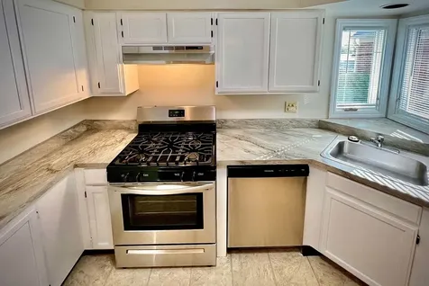 120 Inverness Court Elk Grove Village IL 60007