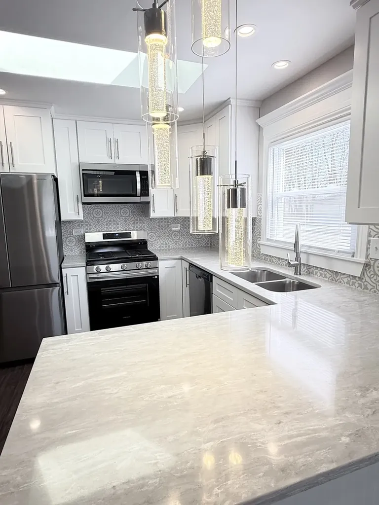 11657 South Racine Avenue Chicago IL 60643