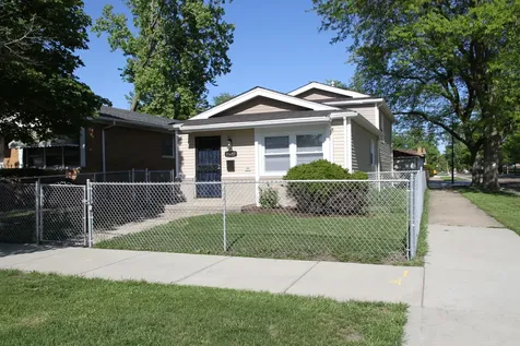 11657 South Racine Avenue Chicago IL 60643