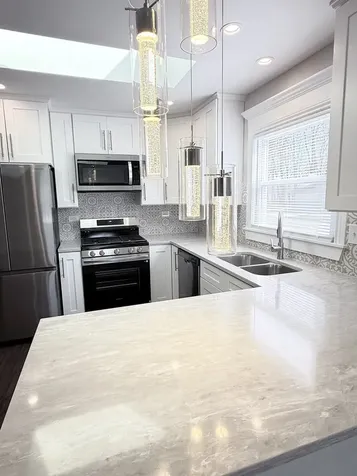 11657 South Racine Avenue Chicago IL 60643