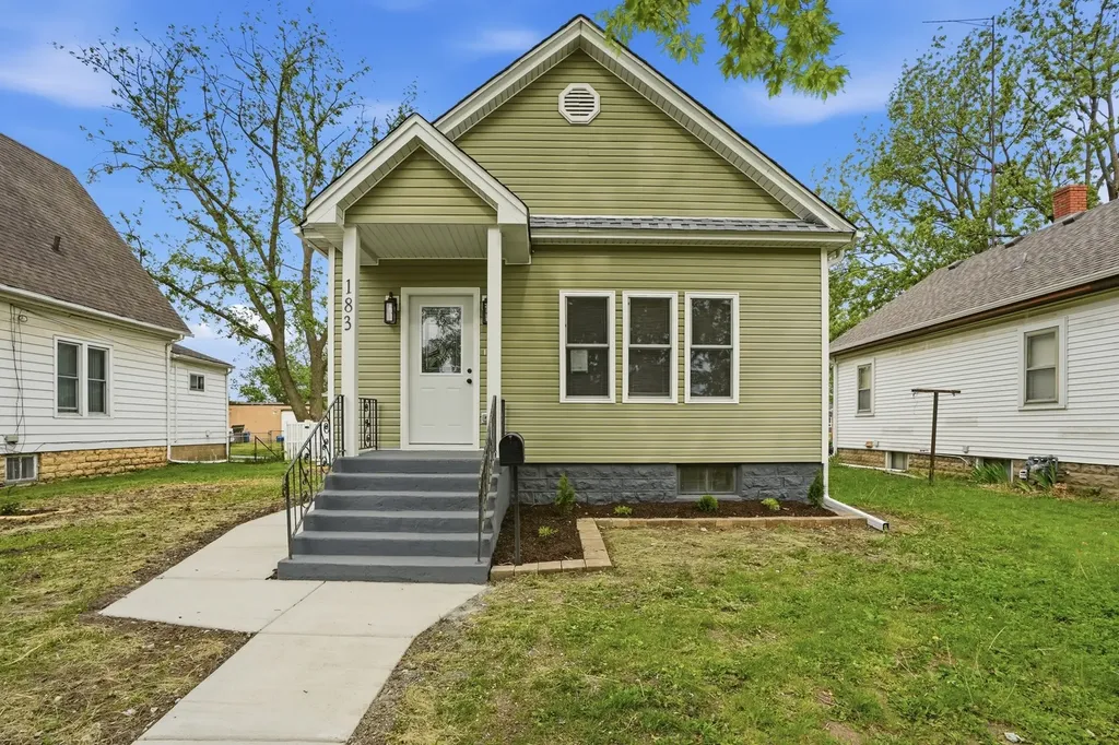 183 North Cleveland Avenue Bradley IL 60915