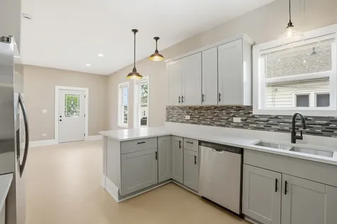183 North Cleveland Avenue Bradley IL 60915