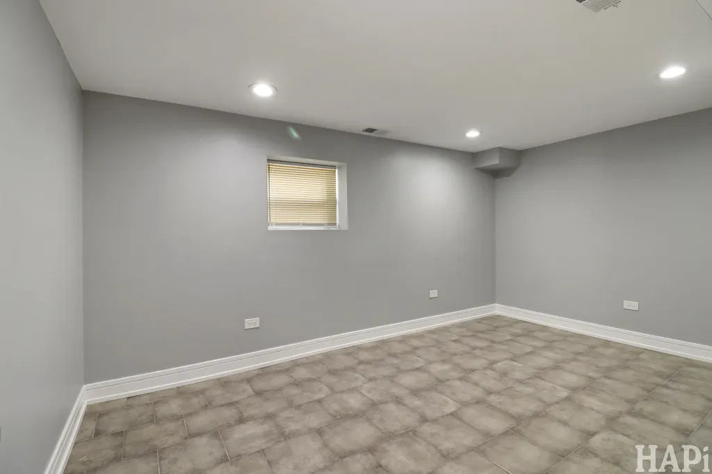 7837 South Laflin Street Chicago IL 60620