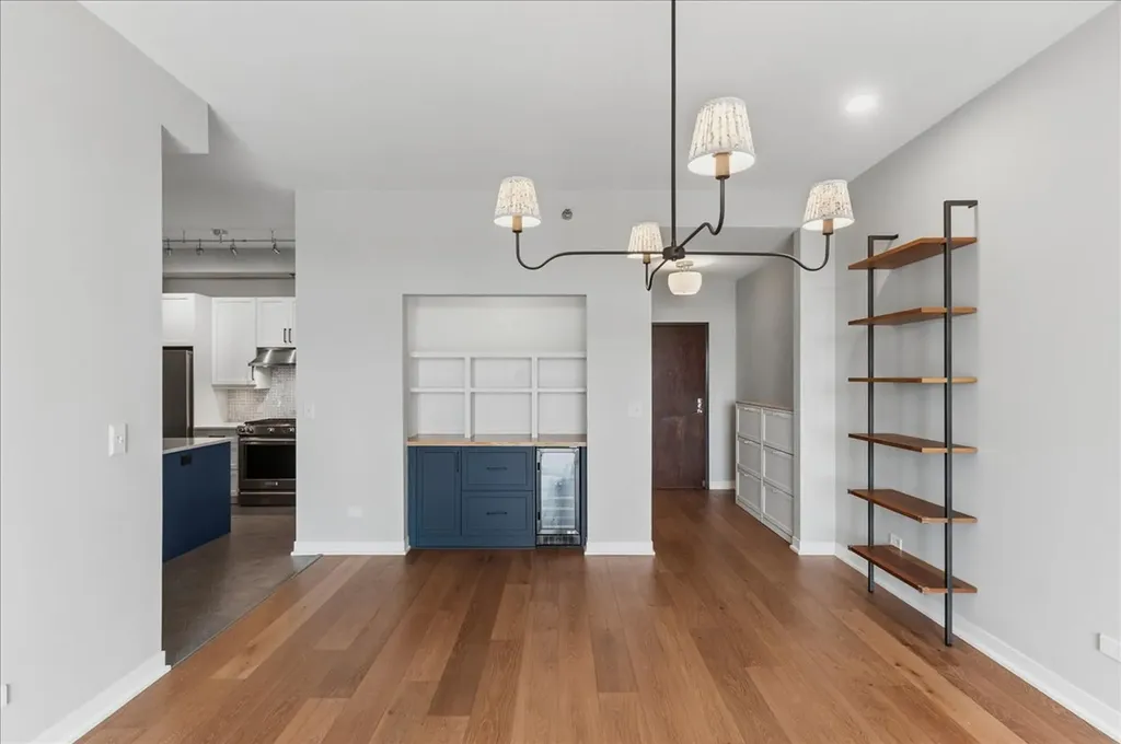 3140 North Sheffield Avenue Chicago IL 60657