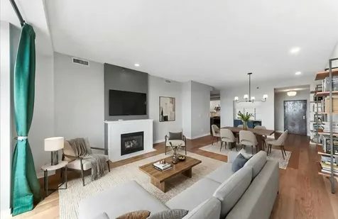 3140 North Sheffield Avenue Chicago IL 60657