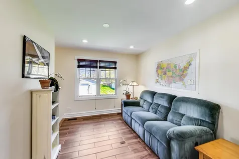 1223 Ridgewood Drive Highland Park IL 60035