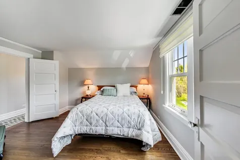 1223 Ridgewood Drive Highland Park IL 60035