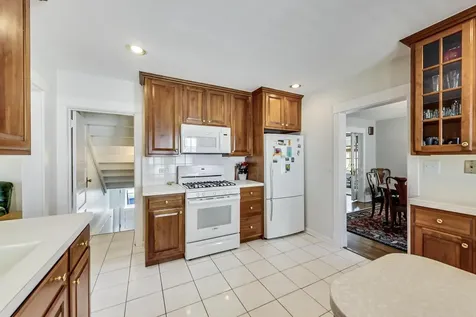 1223 Ridgewood Drive Highland Park IL 60035