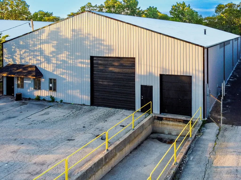 2946 Wireton Road Blue Island IL 60406