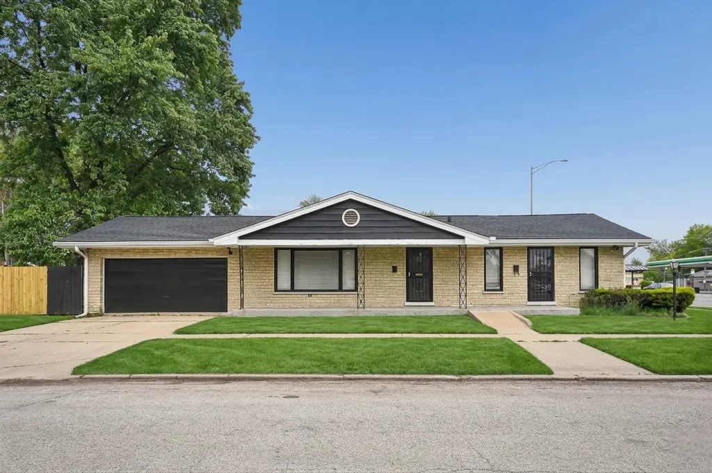 654 East Sibley Boulevard Dolton IL 60419