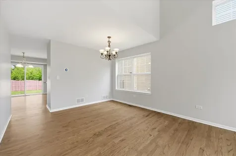 2657 Wydown Lane Aurora IL 60502
