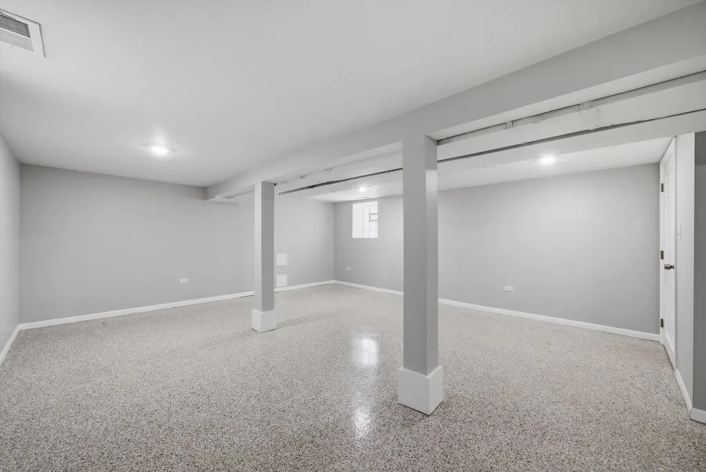 1249 West 73rd Place Chicago IL 60636