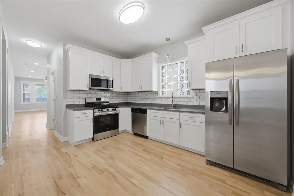 1249 West 73rd Place Chicago IL 60636