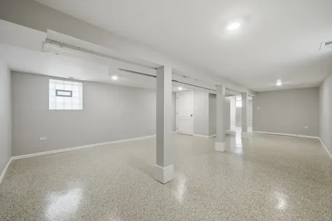 1249 West 73rd Place Chicago IL 60636