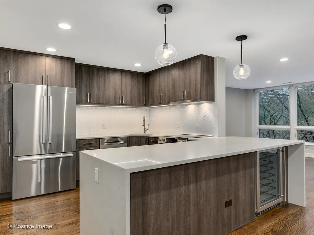 1241 North Dearborn Street Chicago IL 60610