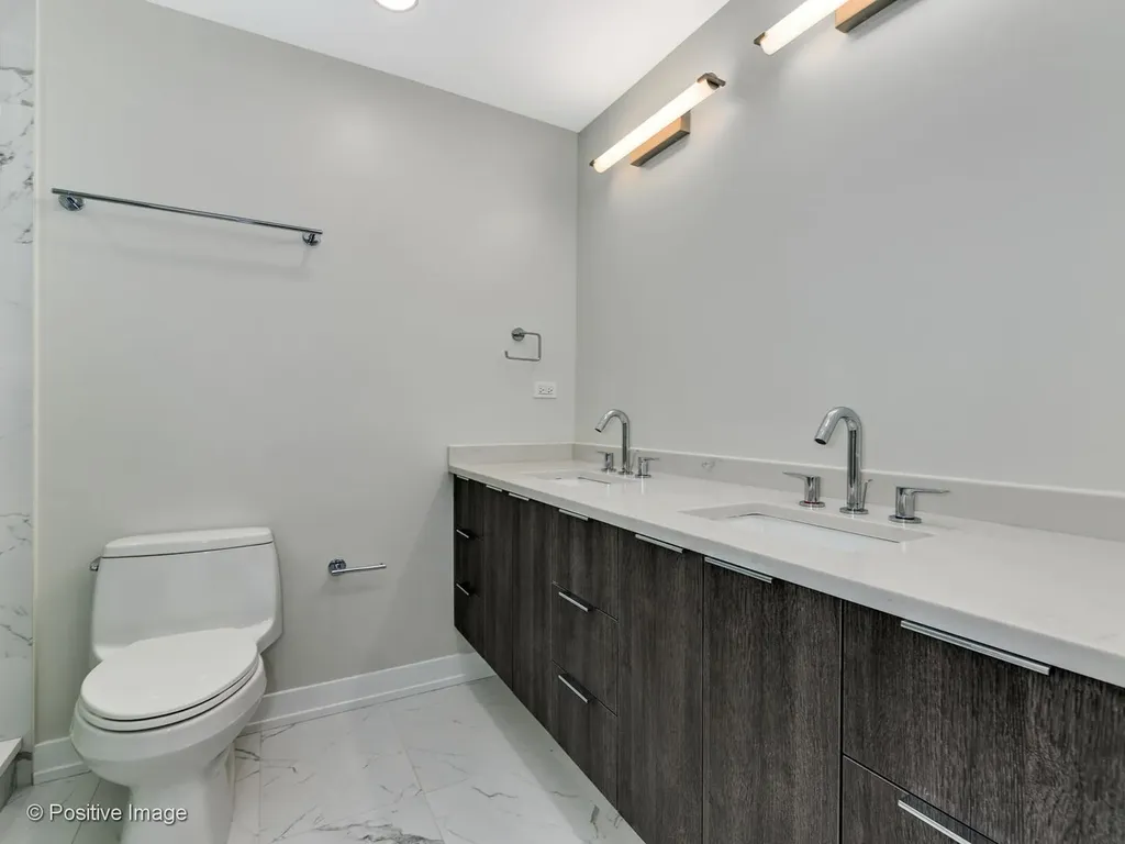1241 North Dearborn Street Chicago IL 60610