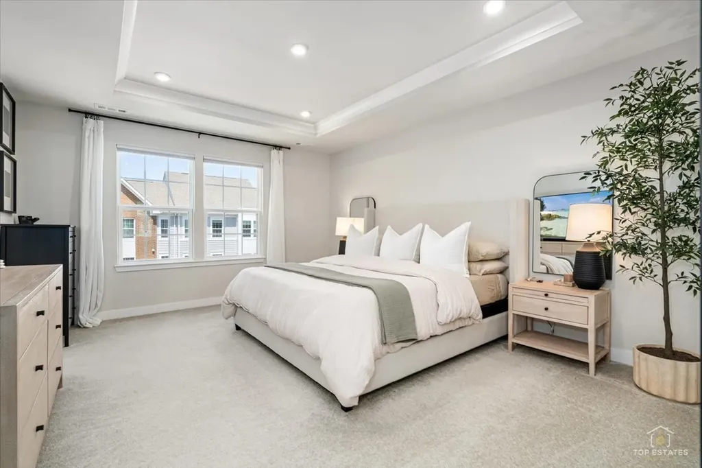 197 Canterbury Way Lake Zurich IL 60047