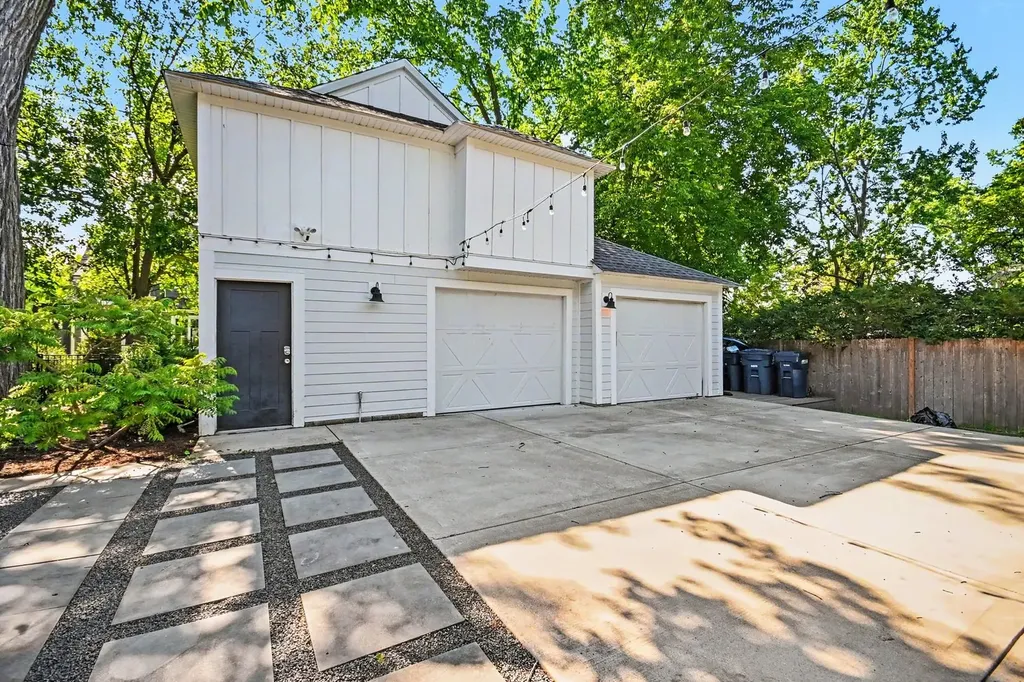 4036 Grand Avenue Western Springs IL 60558