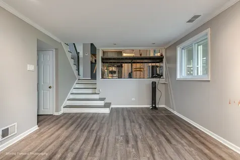 3267 Louise Court Lansing IL 60438