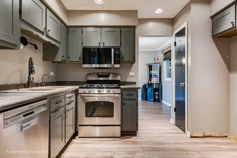 3267 Louise Court Lansing IL 60438