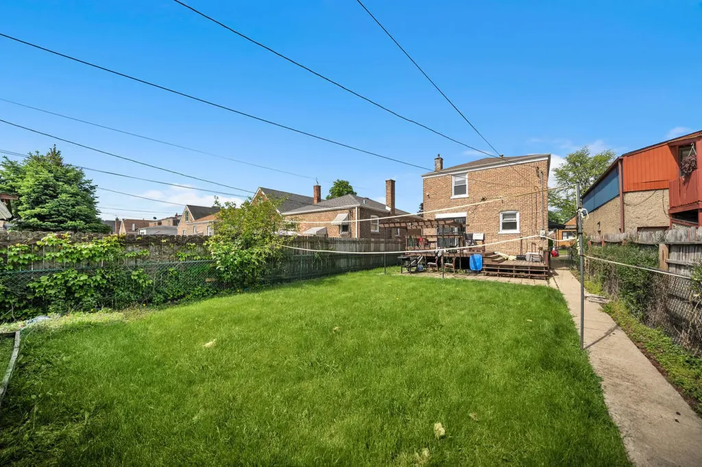 5123 South Avers Avenue Chicago IL 60632