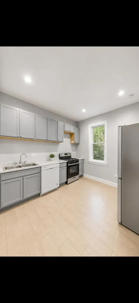 3018 West Flournoy Street Chicago IL 60612