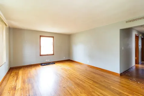 2706 School Street Rockford IL 61101