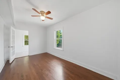 2739 West Lunt Avenue Chicago IL 60645