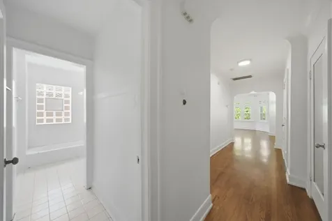 2739 West Lunt Avenue Chicago IL 60645