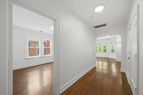 2739 West Lunt Avenue Chicago IL 60645