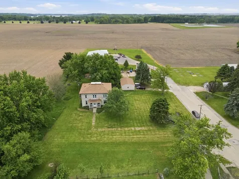 403 East Cherokee Avenue Shabbona IL 60550