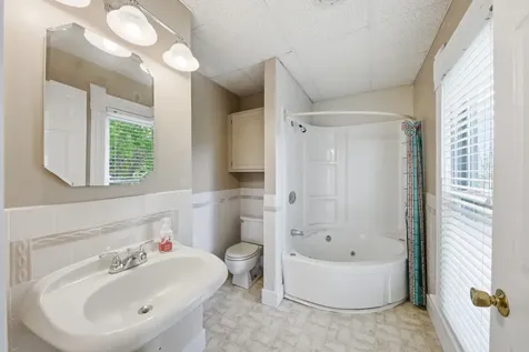 403 East Cherokee Avenue Shabbona IL 60550