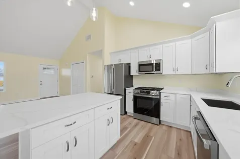 477 Emma Drive Manteno IL 60950