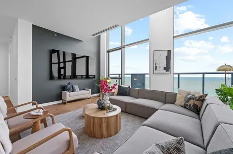 211 North Harbor Drive Chicago IL 60601