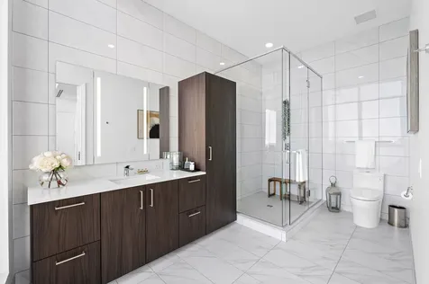 211 North Harbor Drive Chicago IL 60601