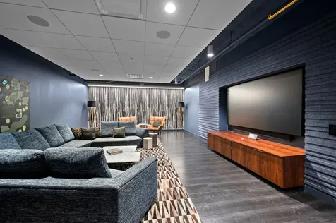 211 North Harbor Drive Chicago IL 60601