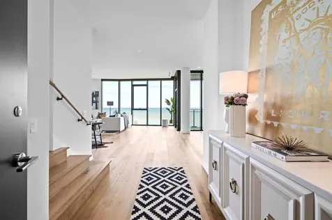 211 North Harbor Drive Chicago IL 60601