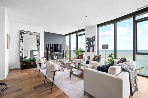 211 North Harbor Drive Chicago IL 60601