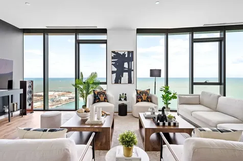 211 North Harbor Drive Chicago IL 60601